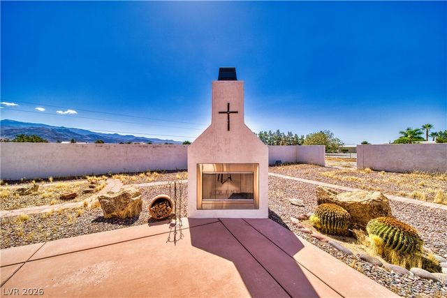 3081 South Rainbow Avenue, Pahrump, NV 89048