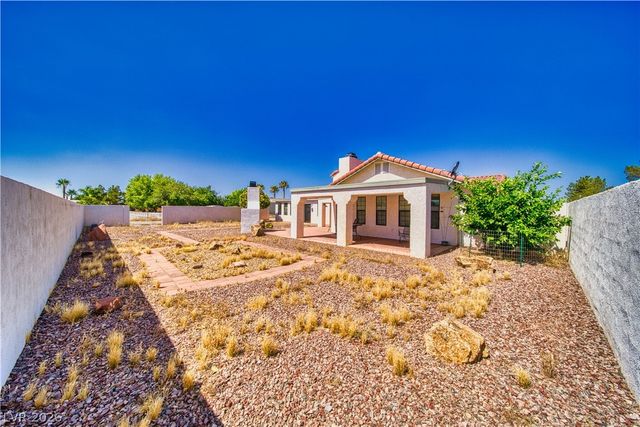 3081 South Rainbow Avenue, Pahrump, NV 89048