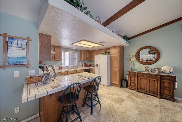 3081 South Rainbow Avenue, Pahrump, NV 89048