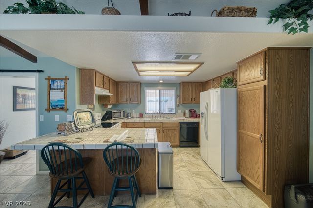 3081 South Rainbow Avenue, Pahrump, NV 89048
