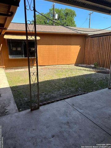 6550 Fairdale DR, San Antonio, TX 78218