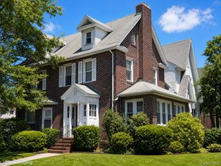168-01 32nd Avenue, Flushing, NY 11358