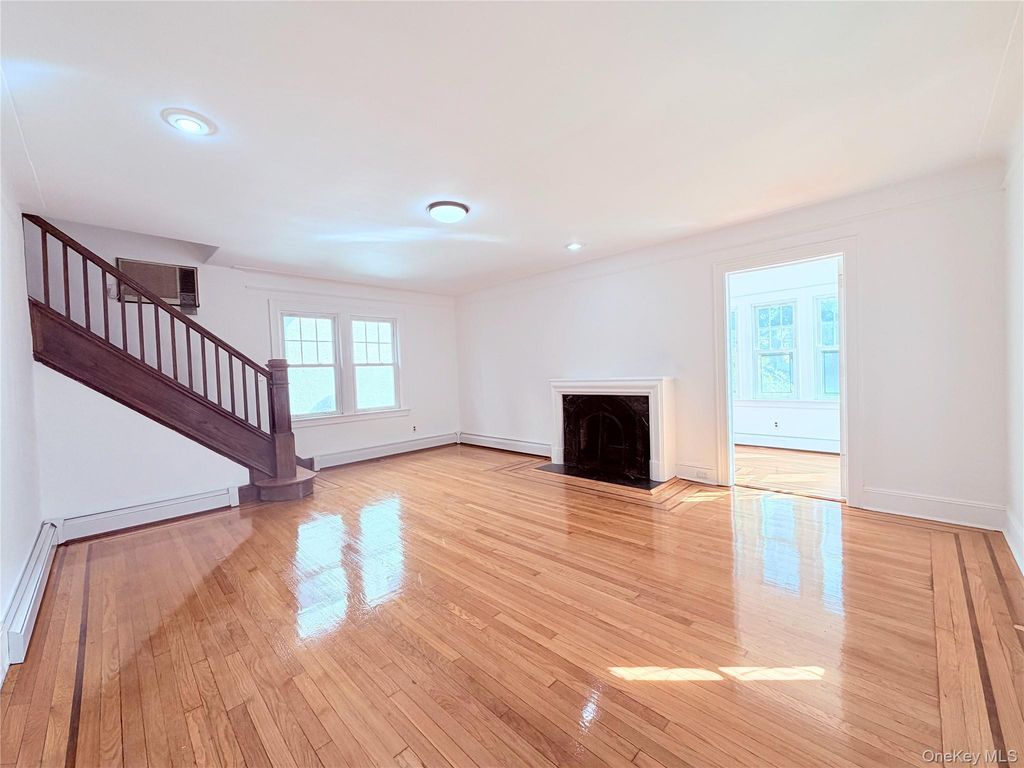 168-01 32nd Avenue, Flushing, NY 11358 — photo 2