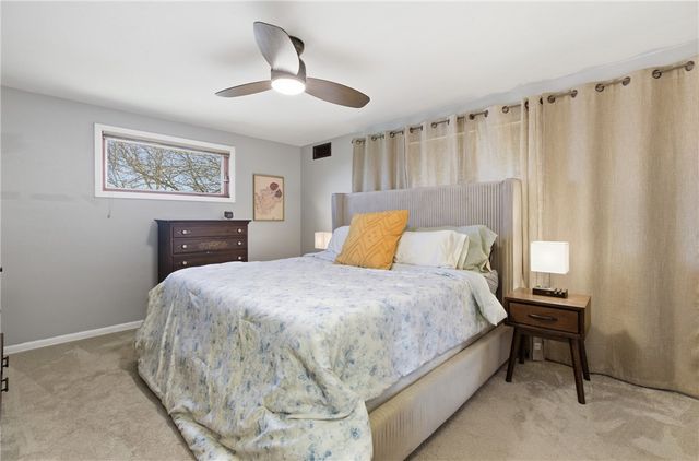 2443 Saunders Station Rd, Monroeville, PA 15146