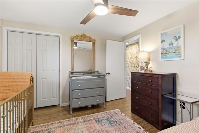 2443 Saunders Station Rd, Monroeville, PA 15146