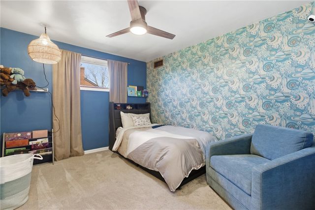 2443 Saunders Station Rd, Monroeville, PA 15146