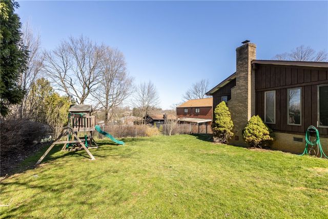 2443 Saunders Station Rd, Monroeville, PA 15146