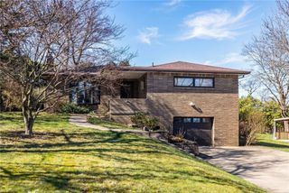 2443 Saunders Station Rd, Monroeville, PA 15146