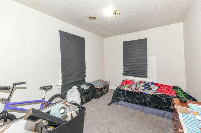 1120 E 30th Street, Anderson, IN 46016