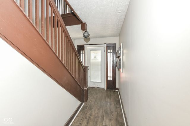 1120 E 30th Street, Anderson, IN 46016