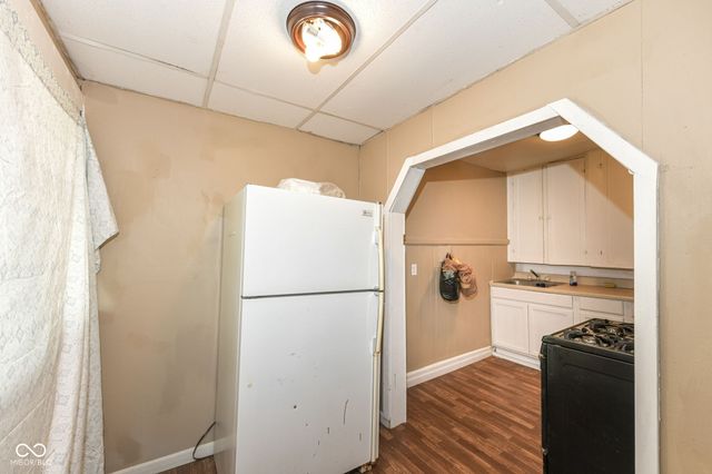 1120 E 30th Street, Anderson, IN 46016