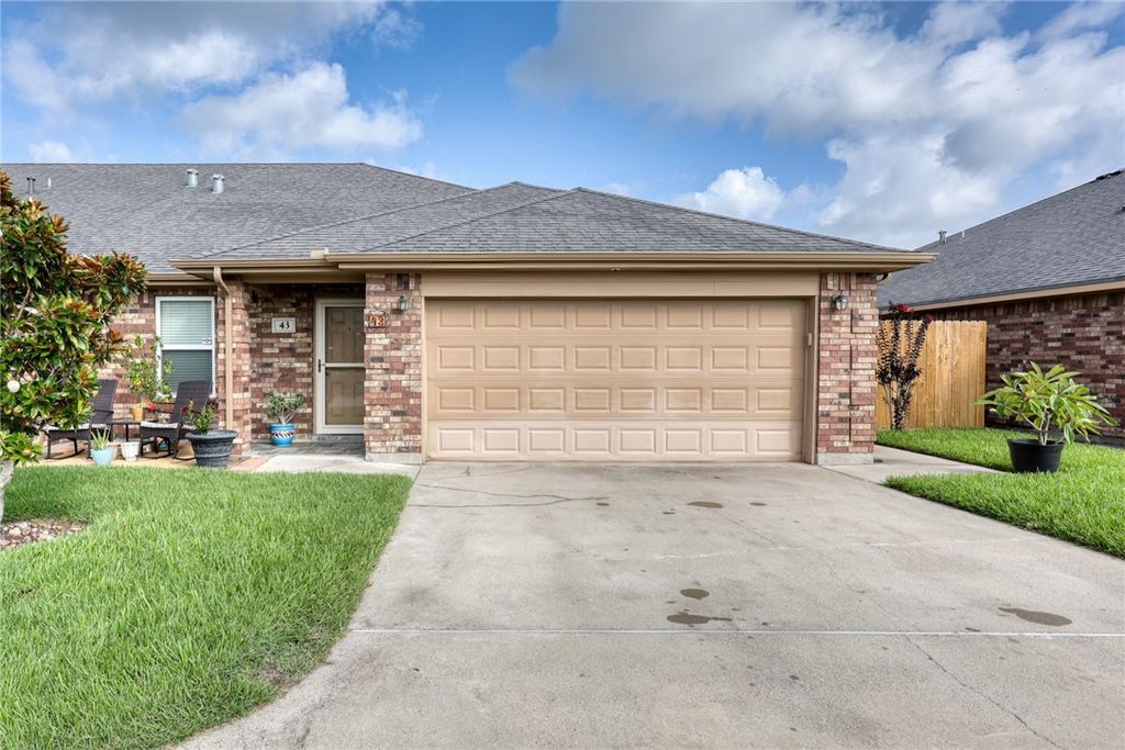 4750 Grand Junction Dr 43, Corpus Christi, TX 78413