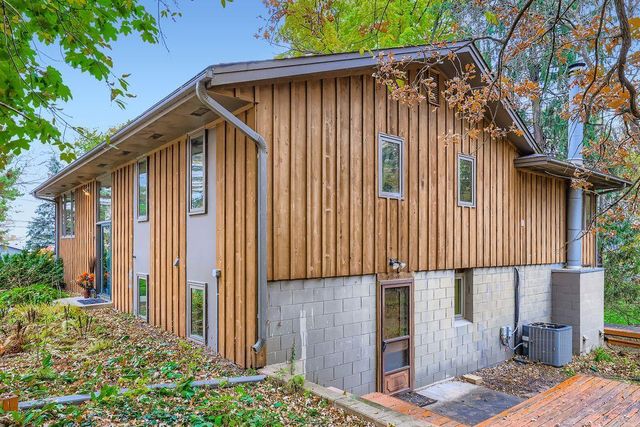 3333 Lake Johanna Boulevard, Arden Hills, MN 55112