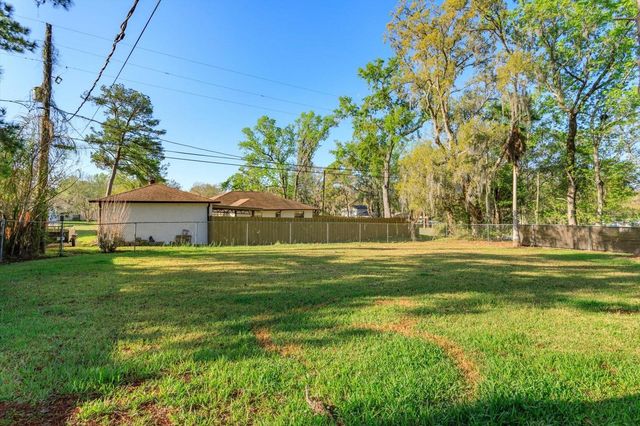 1061 WHITEWAY DRIVE, Brooksville, FL 34601