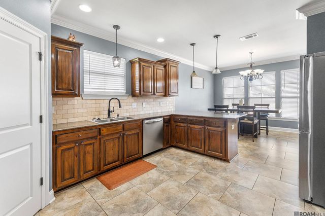 14020 West Creek Dr, Gonzales, LA 70737