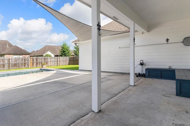 14020 West Creek Dr, Gonzales, LA 70737