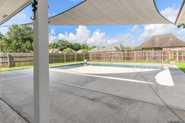 14020 West Creek Dr, Gonzales, LA 70737