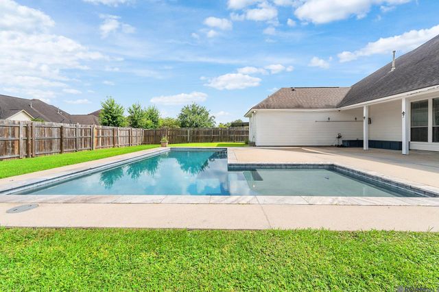 14020 West Creek Dr, Gonzales, LA 70737