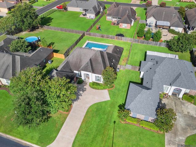 14020 West Creek Dr, Gonzales, LA 70737