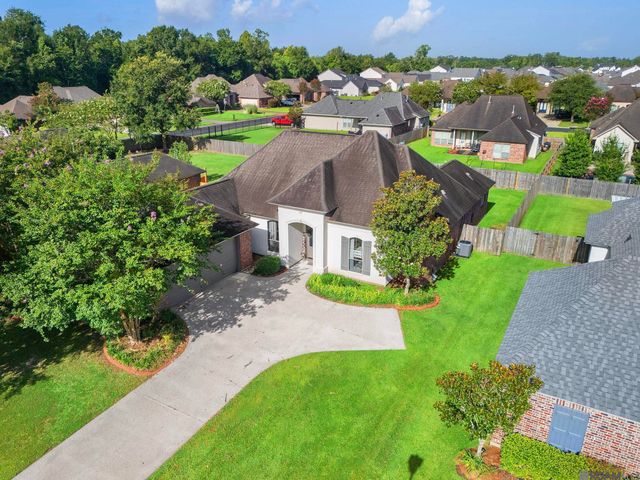 14020 West Creek Dr, Gonzales, LA 70737