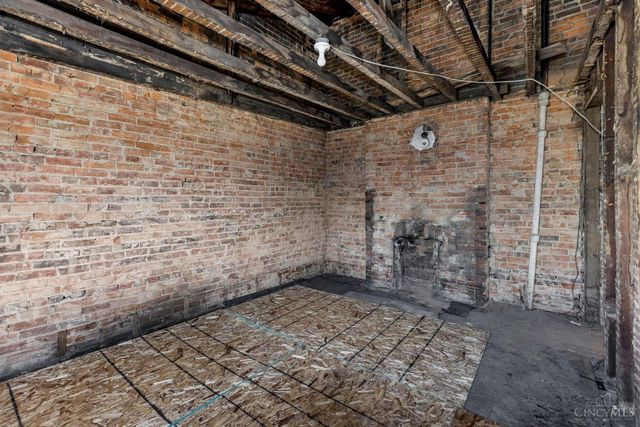 414 Central Avenue, Cincinnati, OH 45202