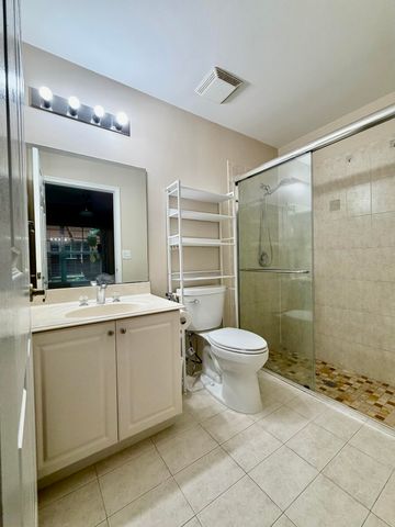 1033 NE 17th Way 2003, Fort Lauderdale, FL 33304