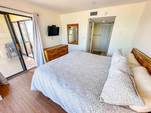 2209 S Ocean Blvd. S PH4, North Myrtle Beach, SC 29582