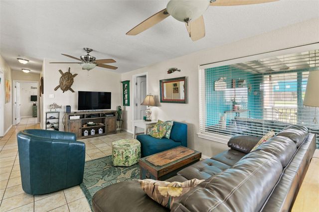 206 Beachcomber Avenue, Surfside Beach, TX 77541
