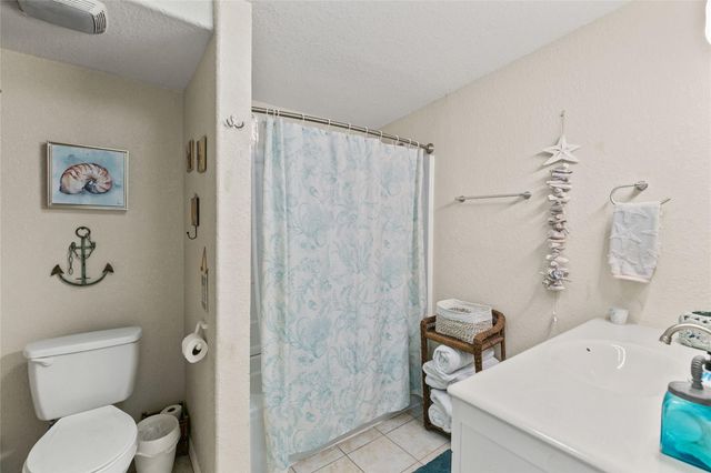 206 Beachcomber Avenue, Surfside Beach, TX 77541