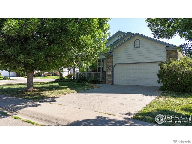398 Blue Azurite Avenue, Loveland, CO 80537