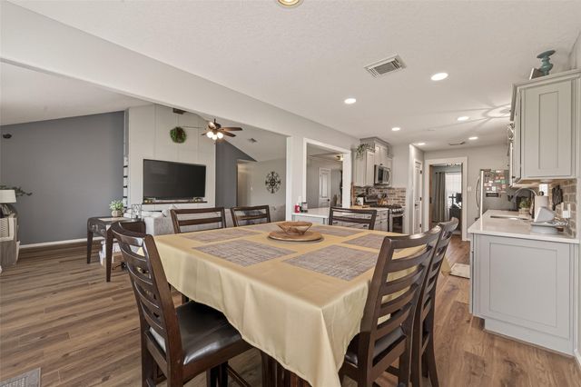 7730 Kempsey Lane, Houston, TX 77040