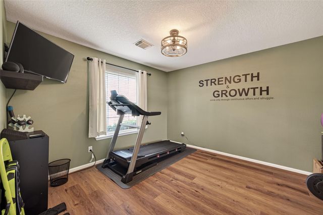 7730 Kempsey Lane, Houston, TX 77040