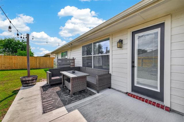 7730 Kempsey Lane, Houston, TX 77040