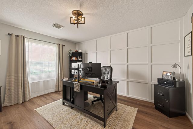 7730 Kempsey Lane, Houston, TX 77040