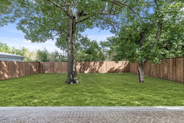 8614 Daytonia Avenue, Dallas, TX 75218