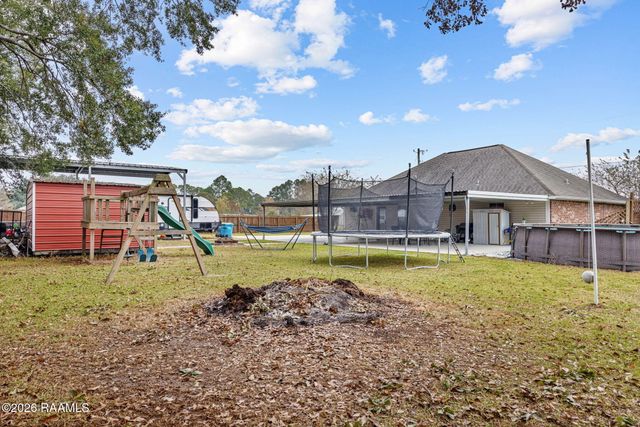 1020 Calais Loop, Breaux Bridge, LA 70517