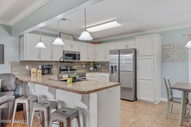 1020 Calais Loop, Breaux Bridge, LA 70517