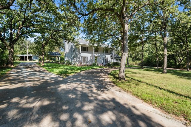 6522 Mark Drive, Burleson, TX 76028
