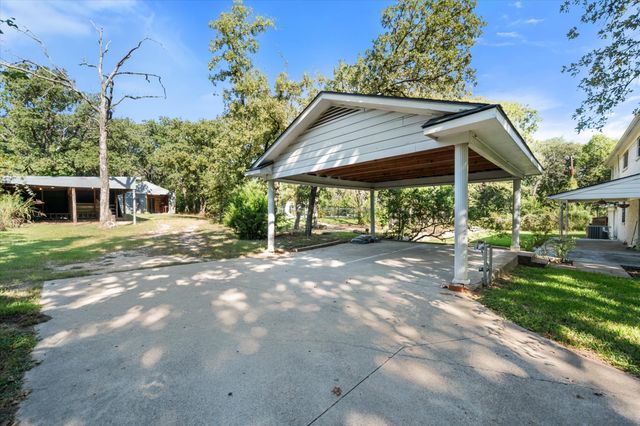 6522 Mark Drive, Burleson, TX 76028