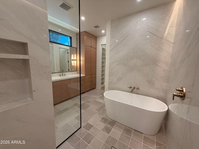 4030 N 49TH Street, Phoenix, AZ 85018