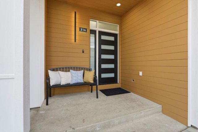 314 Poplar Avenue, Redwood City, CA 94061