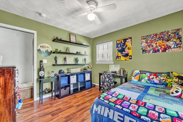2210 Isle Of Pines DR, Moneta, VA 24121