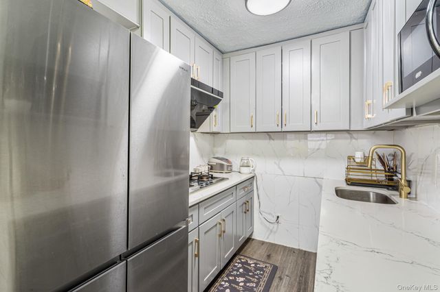 1907 166th Street Lower, Whitestone, NY 11357