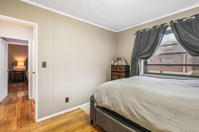 1907 166th Street Lower, Whitestone, NY 11357