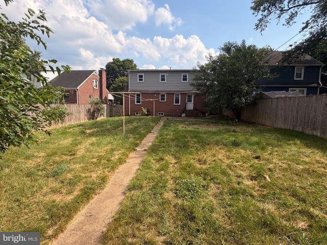 110 W 11TH AVE, Brooklyn, MD 21225