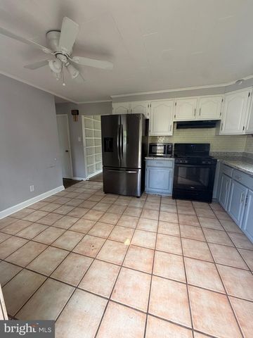 110 W 11TH AVE, Brooklyn, MD 21225