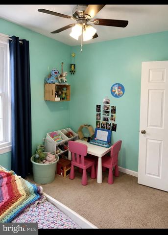 33 CENTRE AVE, West Norriton, PA 19403