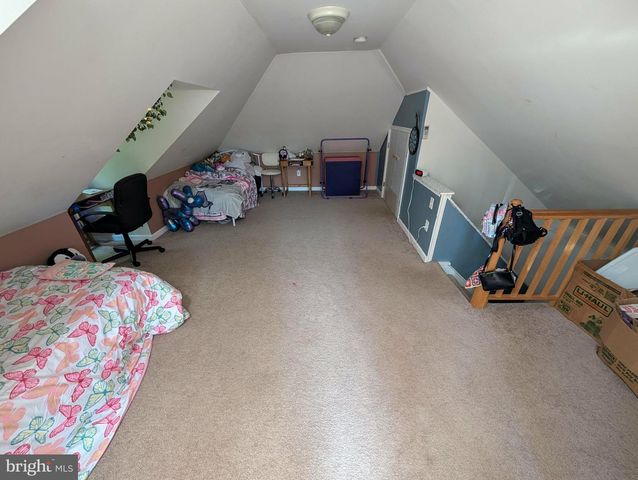 33 CENTRE AVE, West Norriton, PA 19403