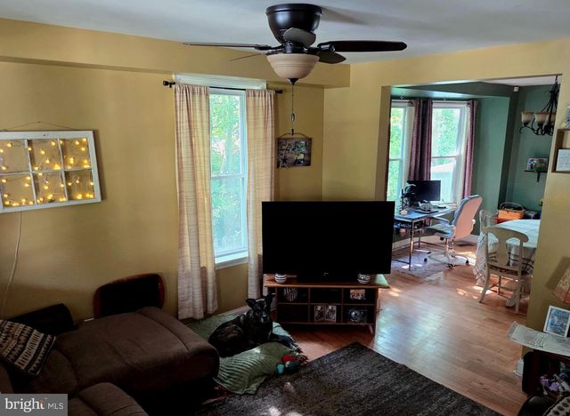 33 CENTRE AVE, West Norriton, PA 19403