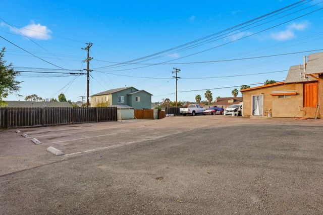 204 12 S Pardee, San Diego, CA 92113